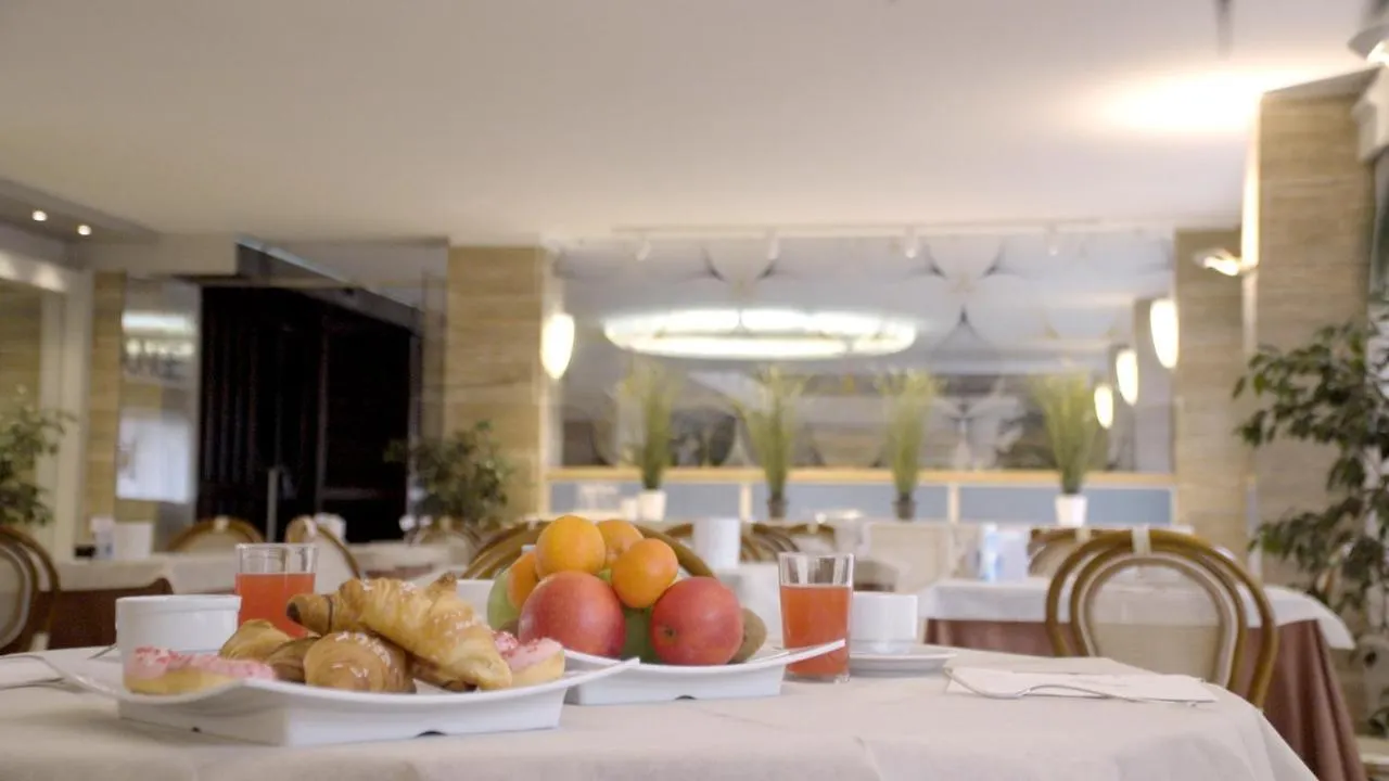 Grand Hotel Continental Tirrenia