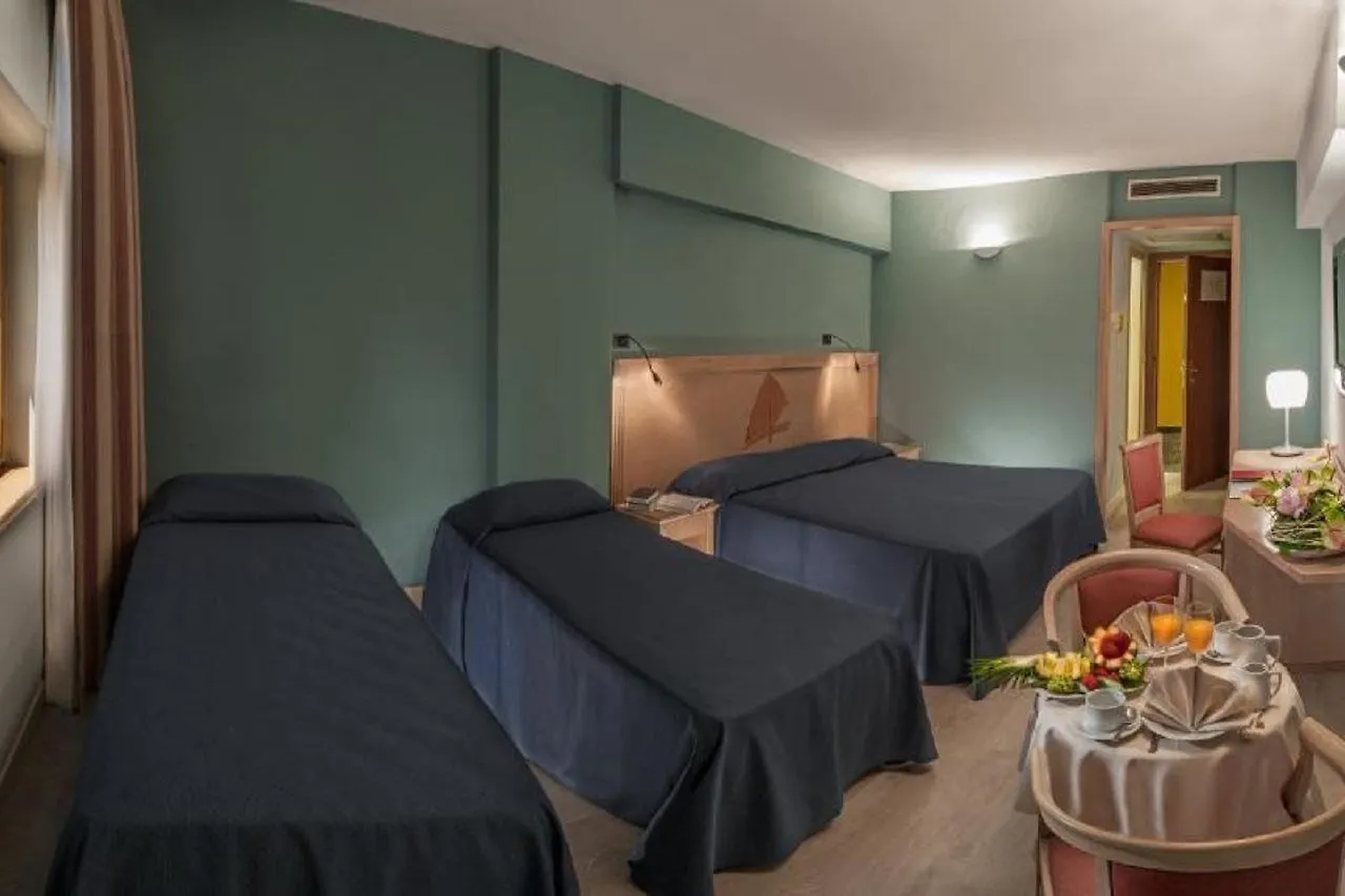 Grand Hotel Continental Tirrenia